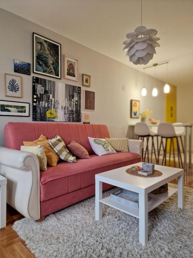 Apartamento Quiet Center Sremska Mitrovica Exterior foto