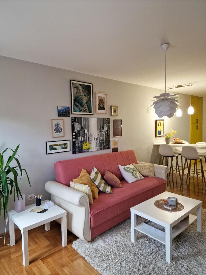 Apartamento Quiet Center Sremska Mitrovica Exterior foto